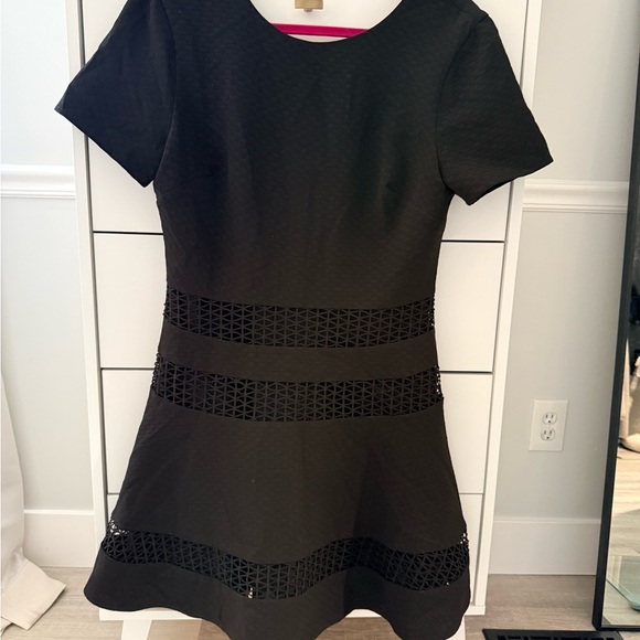 Chelsea28 Dresses & Skirts - Chelsea28 Black Short Sleeve Knee Length Fit-and-Flare Dress- Large
